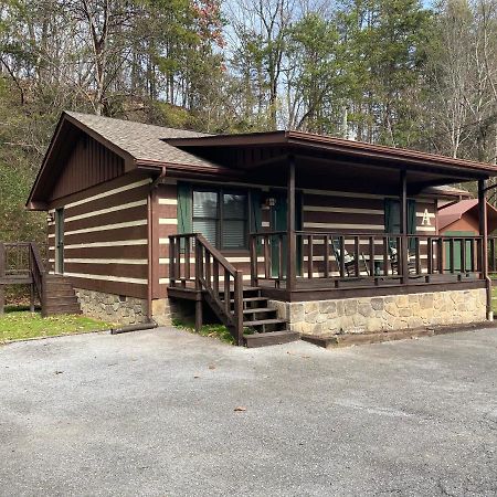 Вилла On Dolly Time 1 Mile From Dollywood Пиджен-Фордж Экстерьер фото